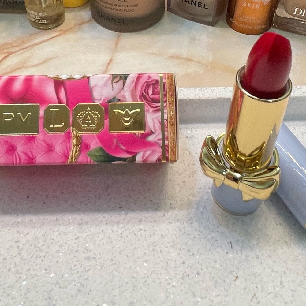 VAULTED ~ PML x Bridgerton II ‘ELSON 5’ Satinallure 497 Lipstick ~ RARE HTF NIB - Picture 12 of 16